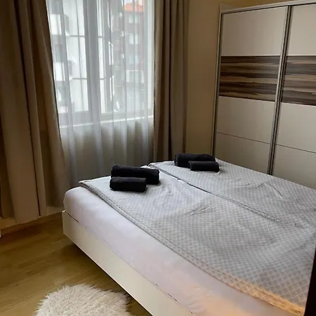 El Vira Property, One Bedroom Apartament *